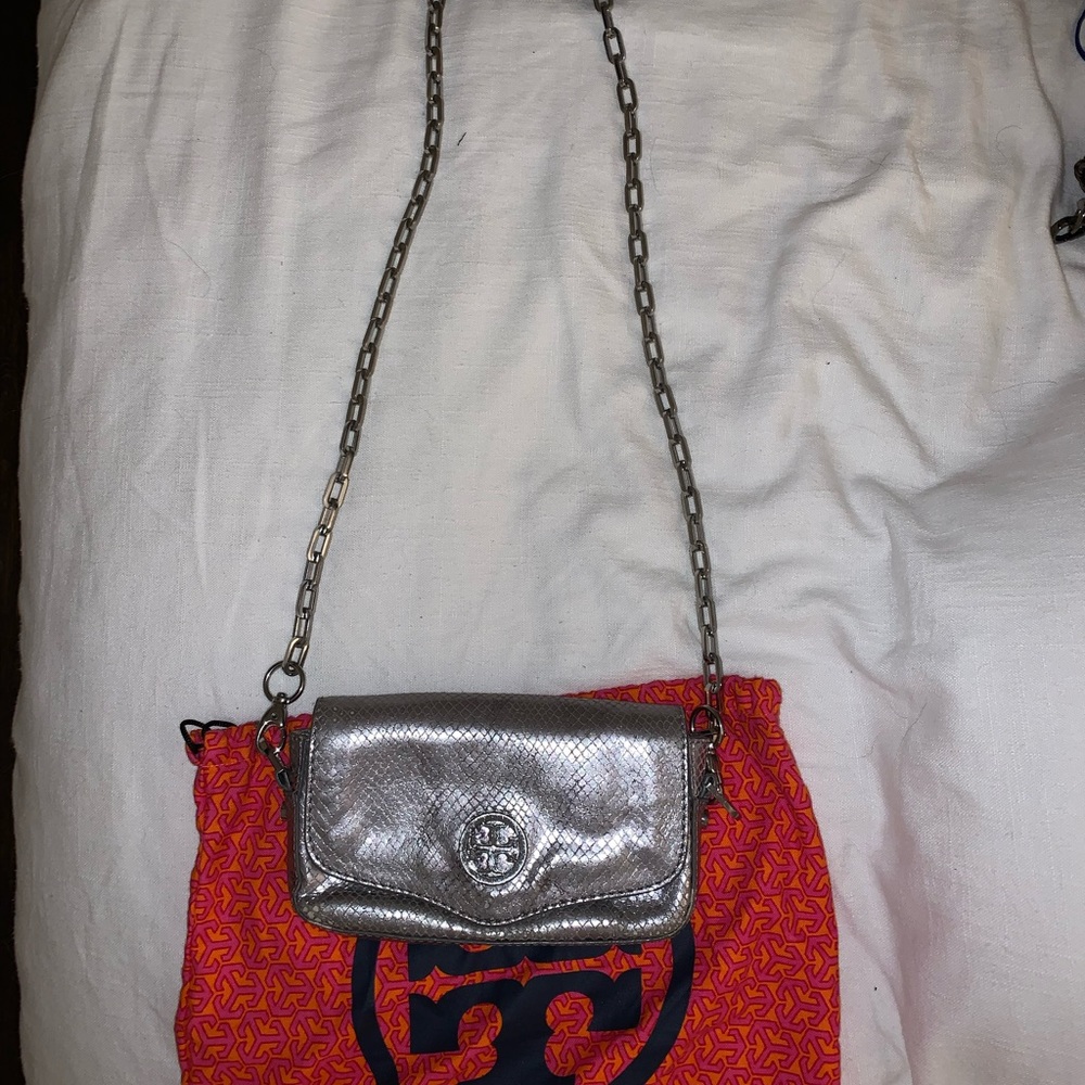 Tory Burch Crossbody; metallic snakeskin